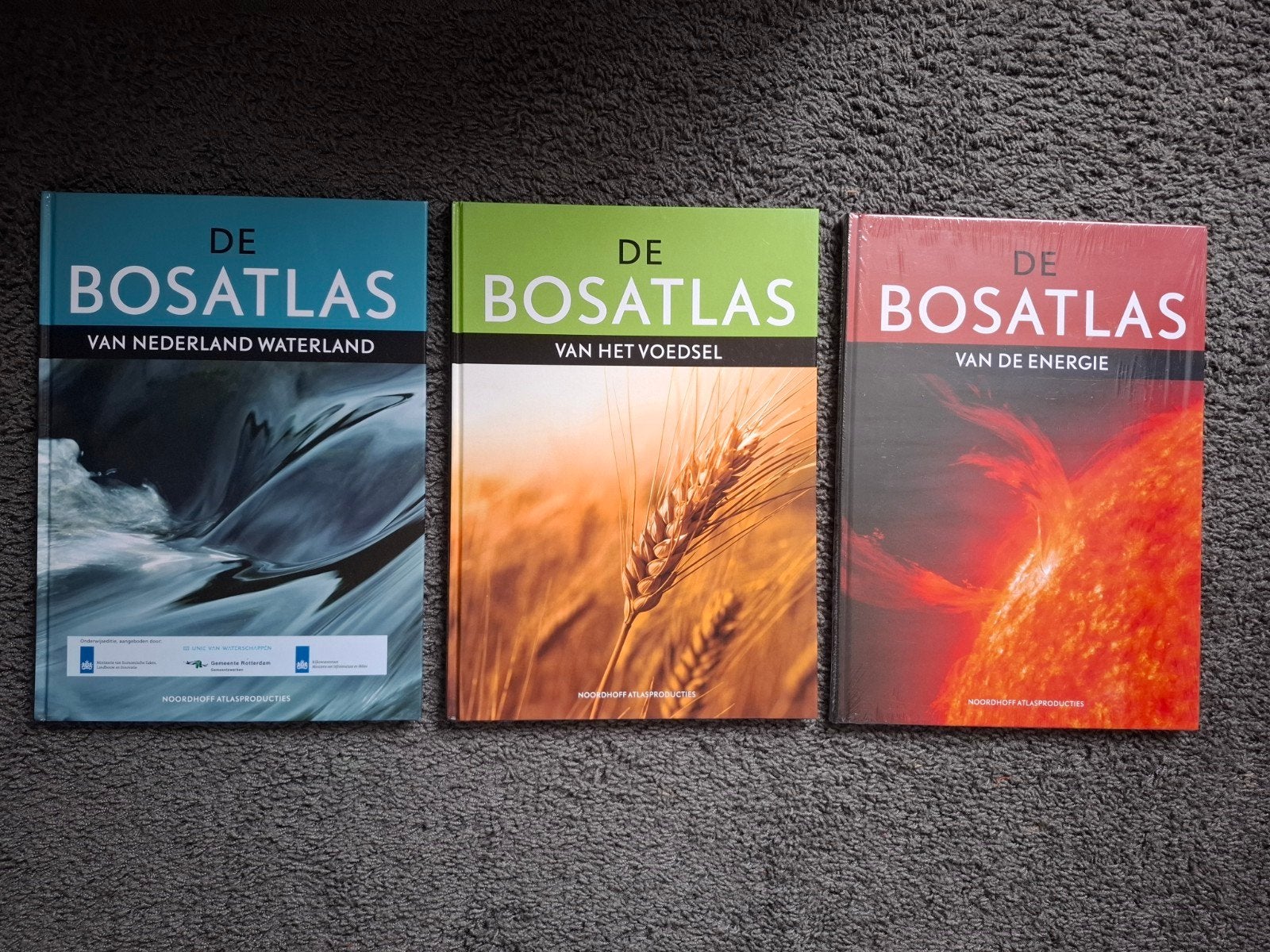 3 nieuwe bosatlassen: water, voedsel, energie, Bosatlas, 2000 tot heden, Nieuw, Ophalen of Verzenden