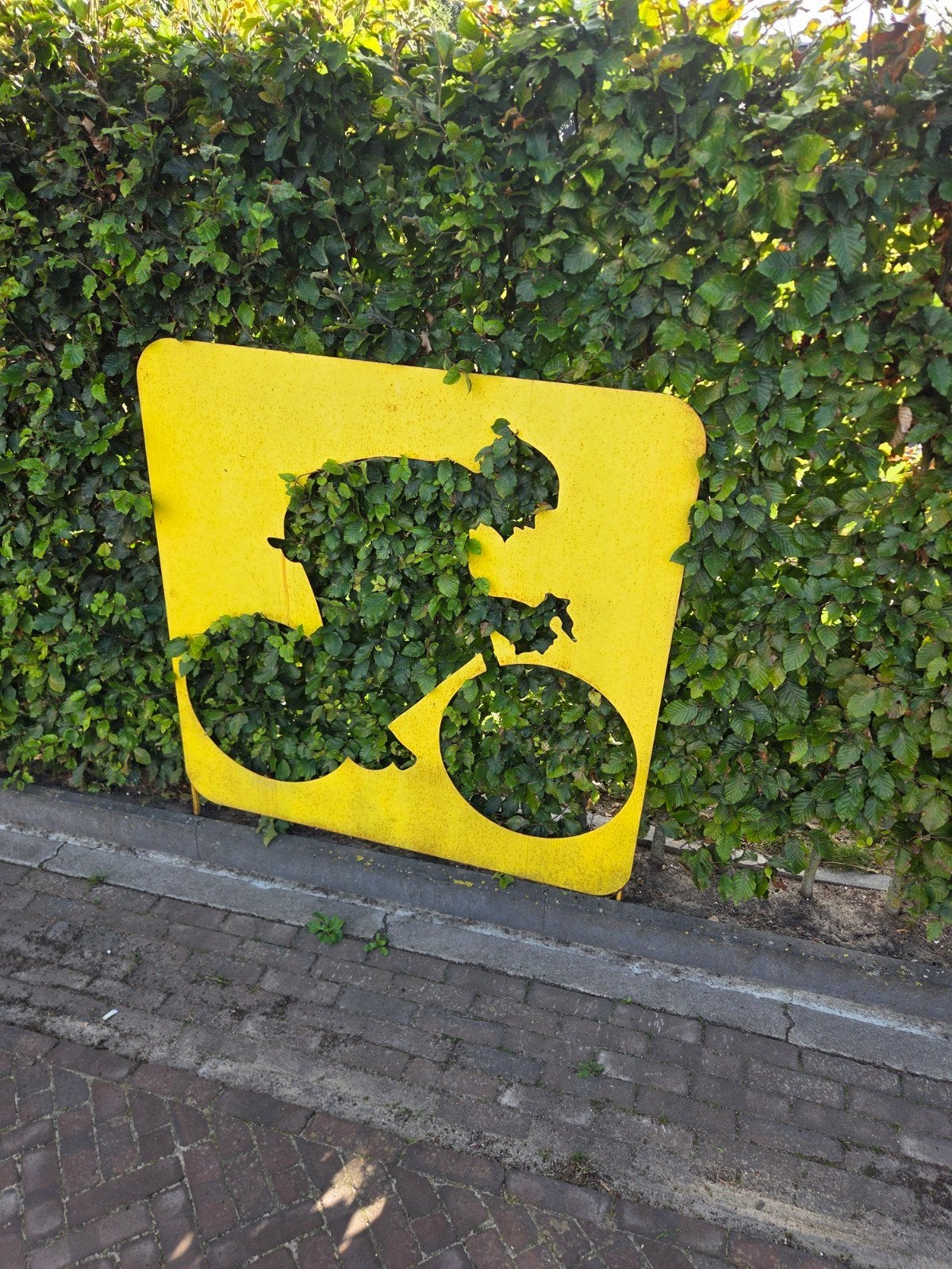 Straatversiering, Ophalen
