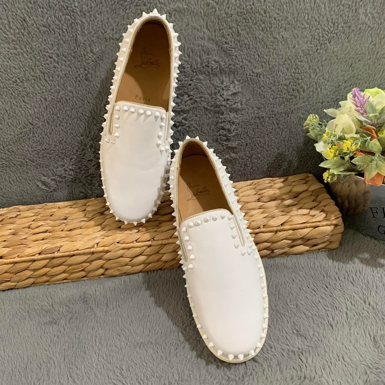 Christian Louboutin schoenen – maat 39 – weinig gedragen, Ophalen, Wit, Boots, Zo goed als nieuw