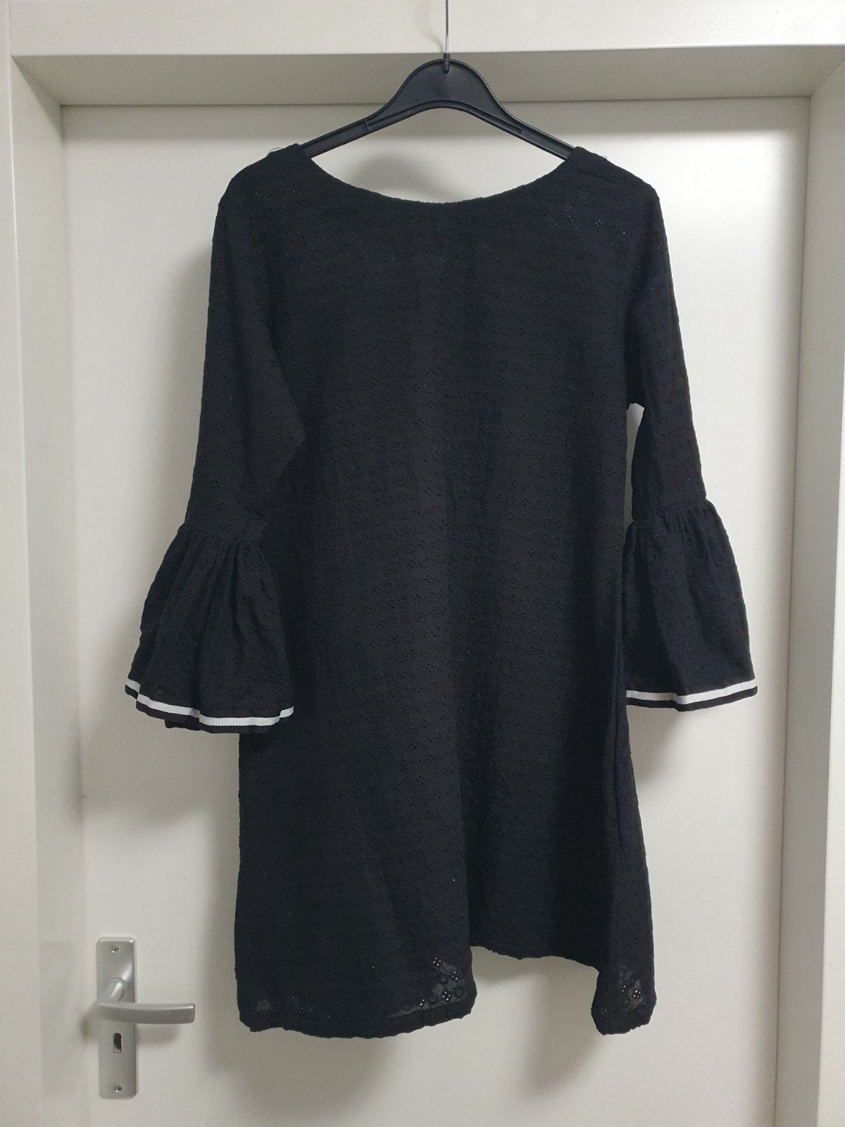 Geborduurde tuniek jurk maat M - een keer gedragen, Kleding | Dames, Jurken, Ophalen of Verzenden, Zo goed als nieuw, Maat 38/40 (M)