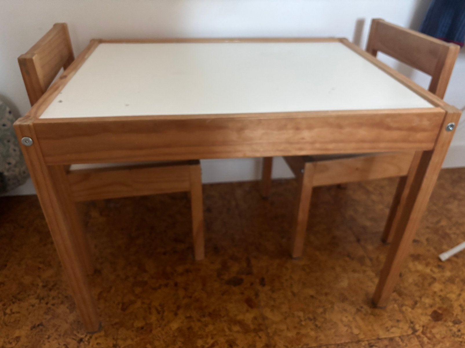 Ikea Latt kindertafel en 2 stoeltjes, Kinderen en Baby's, Ophalen, Gebruikt, Tafel(s) en Stoel(en)