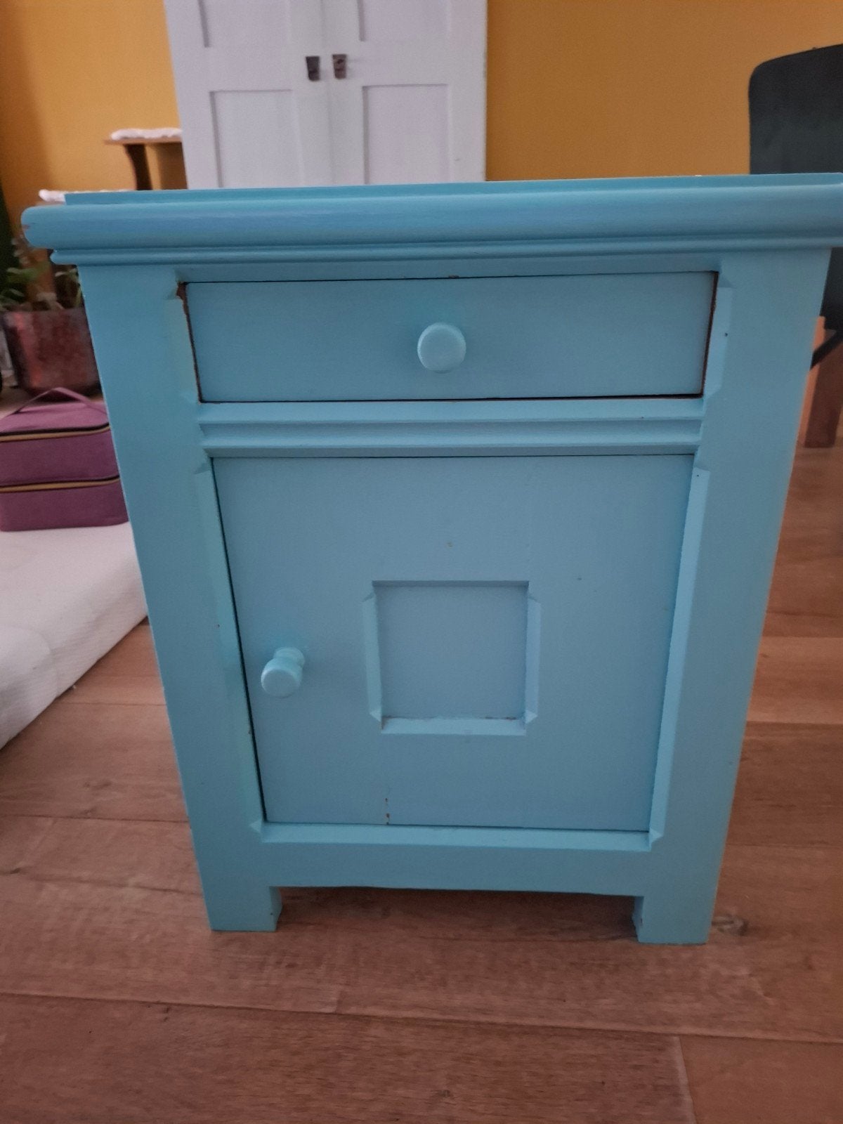 Nachtkastje met lade en deurtje - Turquoise, 1 of 2 laden, Ophalen, Gebruikt, 25 tot 50 cm