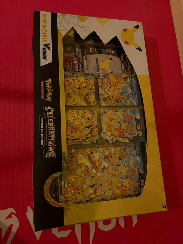 Pikachu V-union celebrations, Ophalen, Nieuw