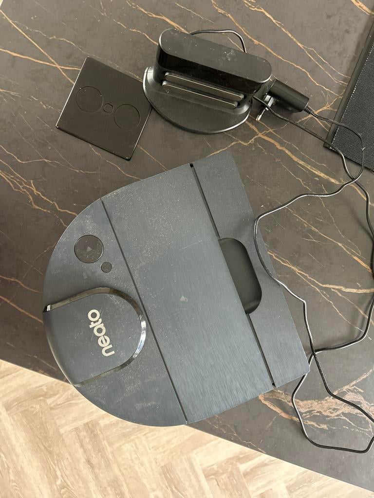 Neato D8 Robotstofzuiger defect, Ophalen of Verzenden, Zo goed als nieuw, Robotstofzuiger, Minder dan 1200 watt