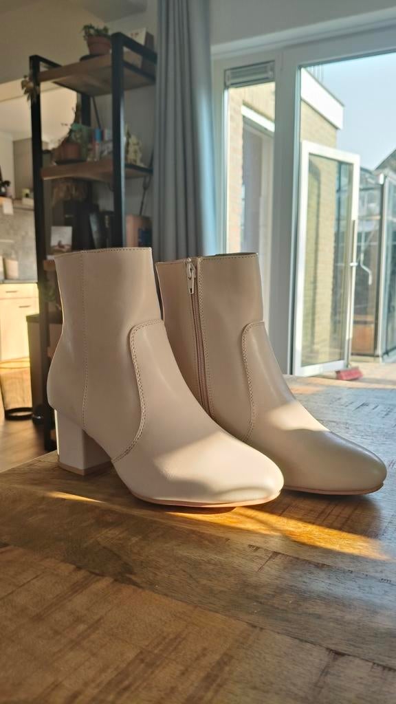 Anna Field enkellaarzen maat 39, Kleding | Dames, Schoenen, Ophalen of Verzenden
