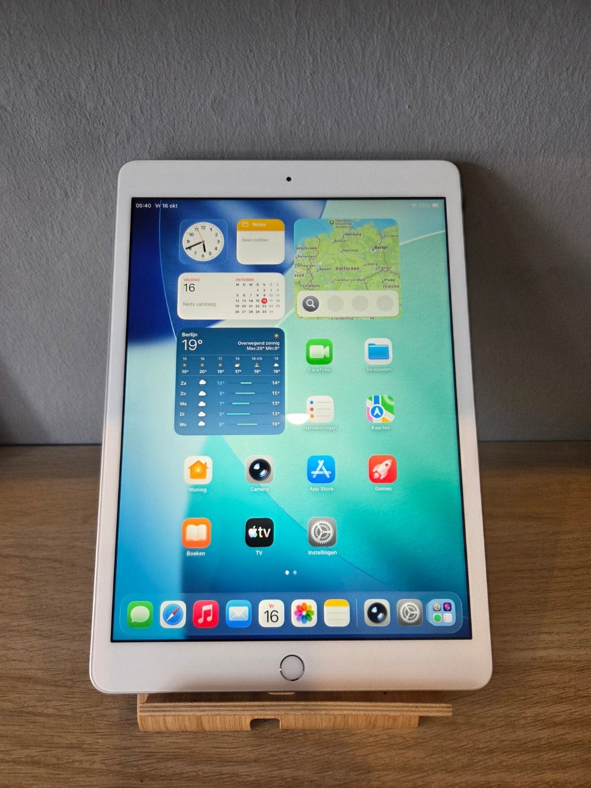 Apple iPad (8e generatie) 128 GB - Uitstekende staat, Computers en Software, 10 inch, Apple iPad, Ophalen of Verzenden, Zo goed als nieuw