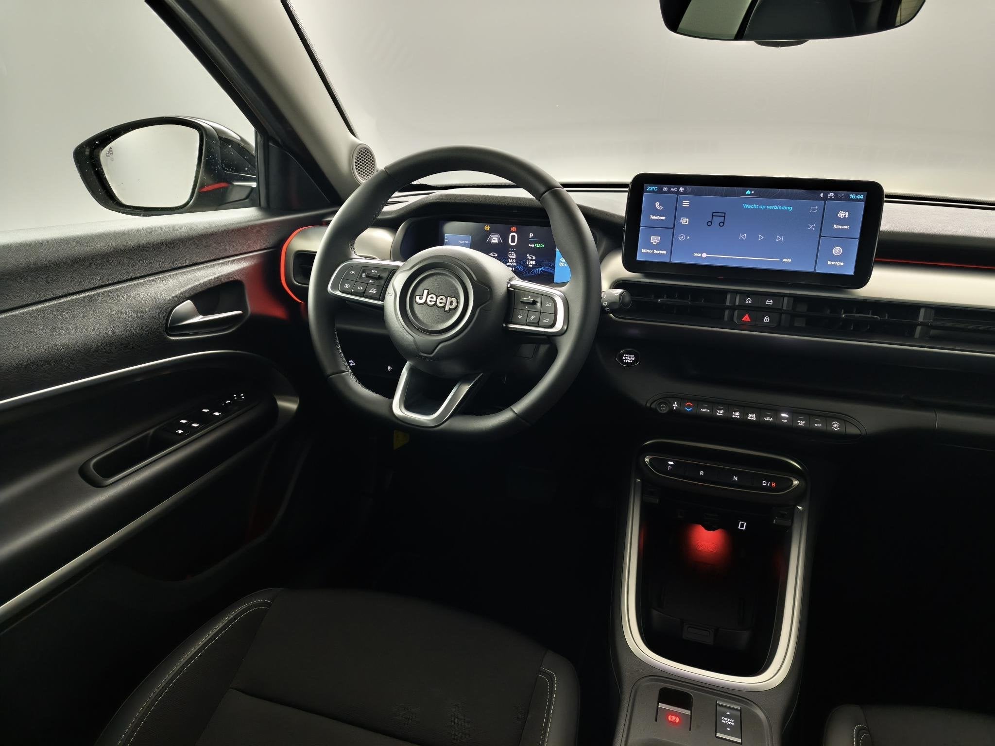 Jeep Avenger Summit 54 kWh | Apple Carplay / Android Auto |, Auto's, Jeep, Gebruikt, 156 pk, Met garantie (alle), SUV of Terreinwagen