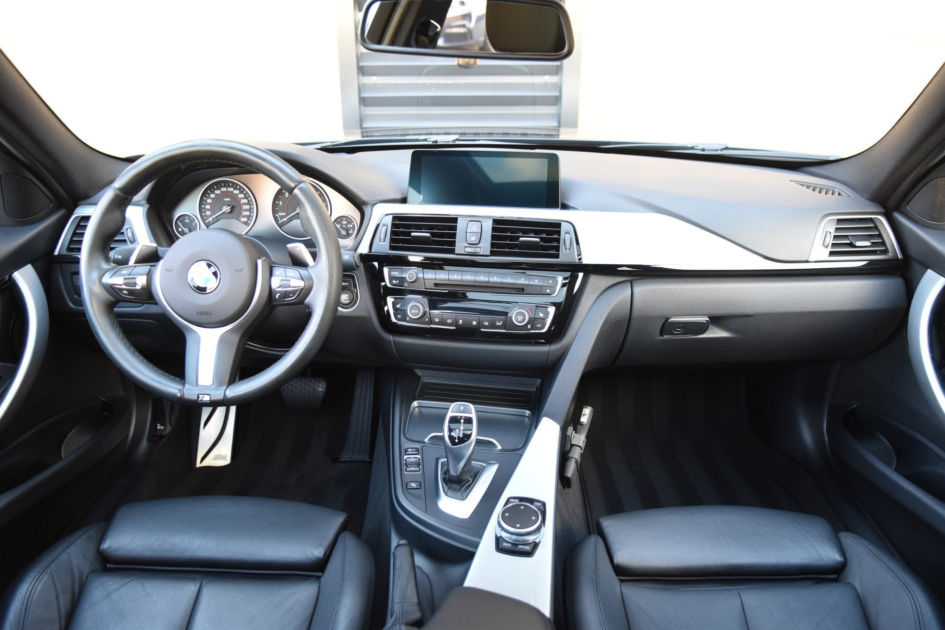 BMW 3 Serie Touring 320i High Exe * M-Pakket * Trekhaak * Co, Automaat, 1998 cc, Achterwielaandrijving, 4 cilinders