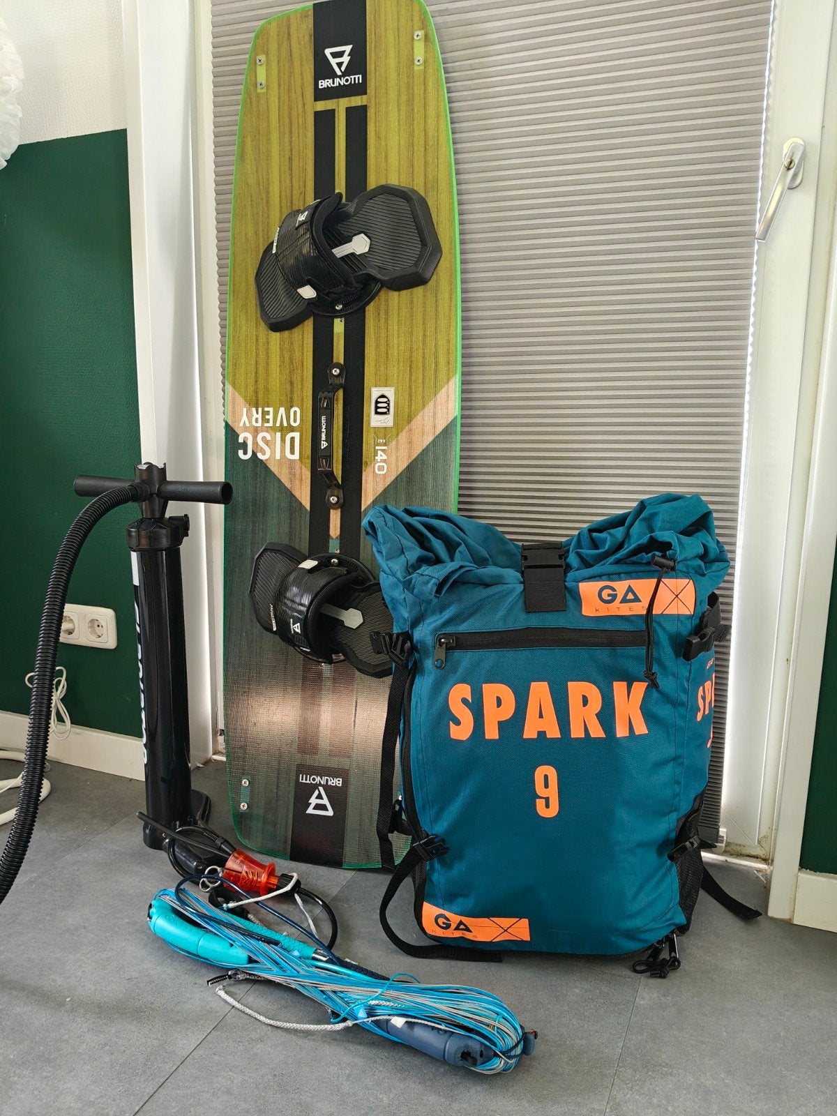 nieuwe kitesurf set, spark 9, Ophalen, Kitesurf-set, Twintip, 9 m²