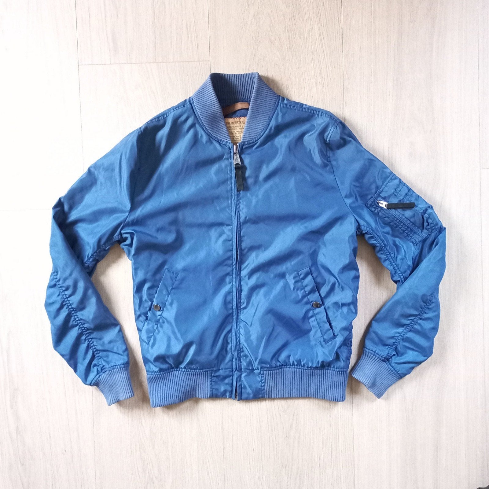 Alpha Industries Bomberjack - Helderblauw - Maat M, Ophalen of Verzenden, Zo goed als nieuw, Blauw