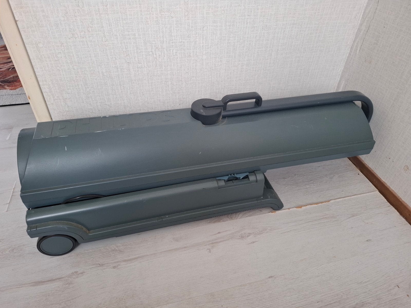 Zonnehemel Philips, Ophalen of Verzenden, Nieuw, Zonnebank enkelzijdig, Minder dan 10 lampen