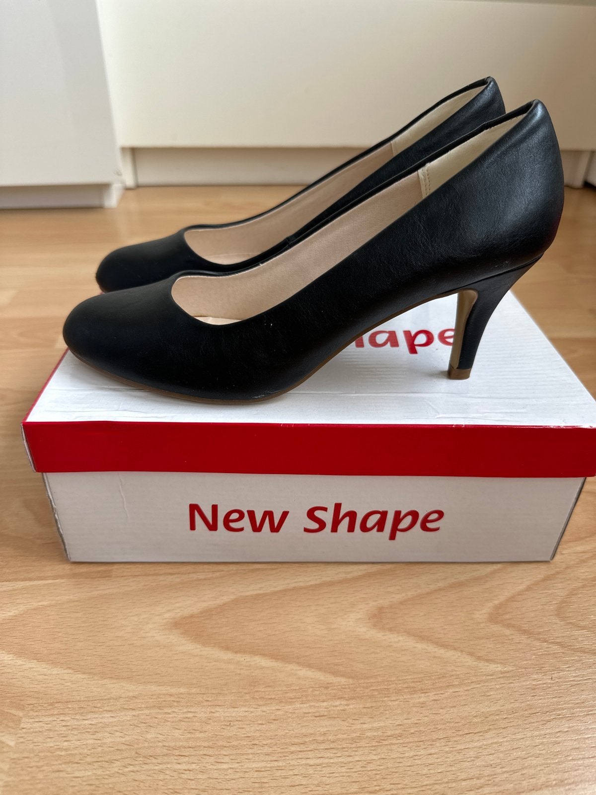 Zwarte pumps van New Shape - Maat 39, Pumps, Zwart, Nieuw, Ophalen of Verzenden