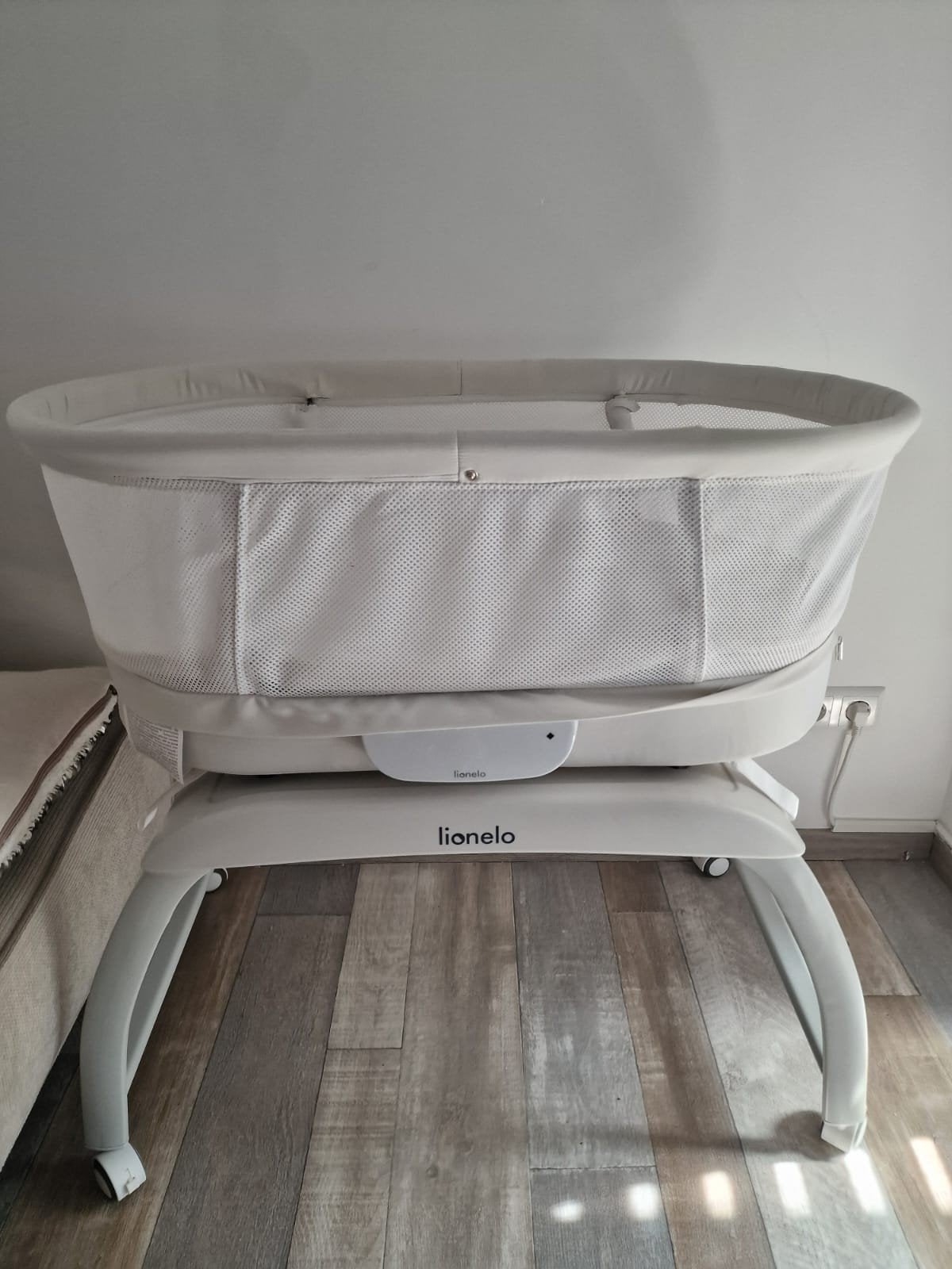 Elektrische Co-sleeper, Ophalen, Zo goed als nieuw, Wieg