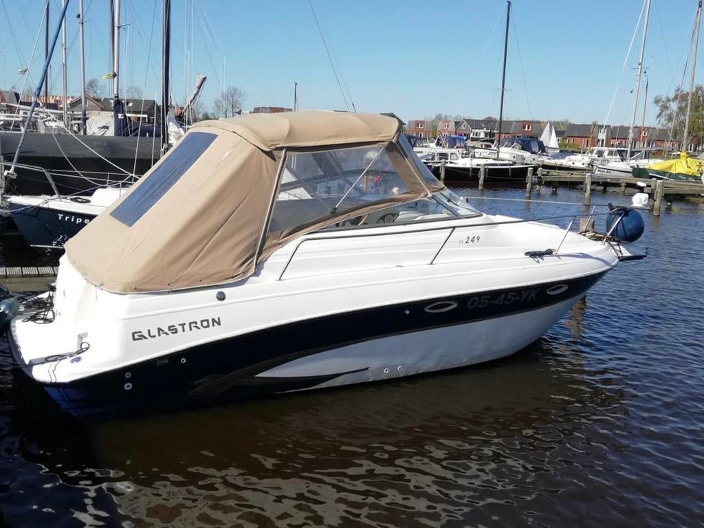 Glastron GS 249– Volvo V8 5.0–Evt. trailer-Inruil mogelijk!, Watersport en Boten, Speedboten, Ophalen, 270 pk, Binnenboordmotor