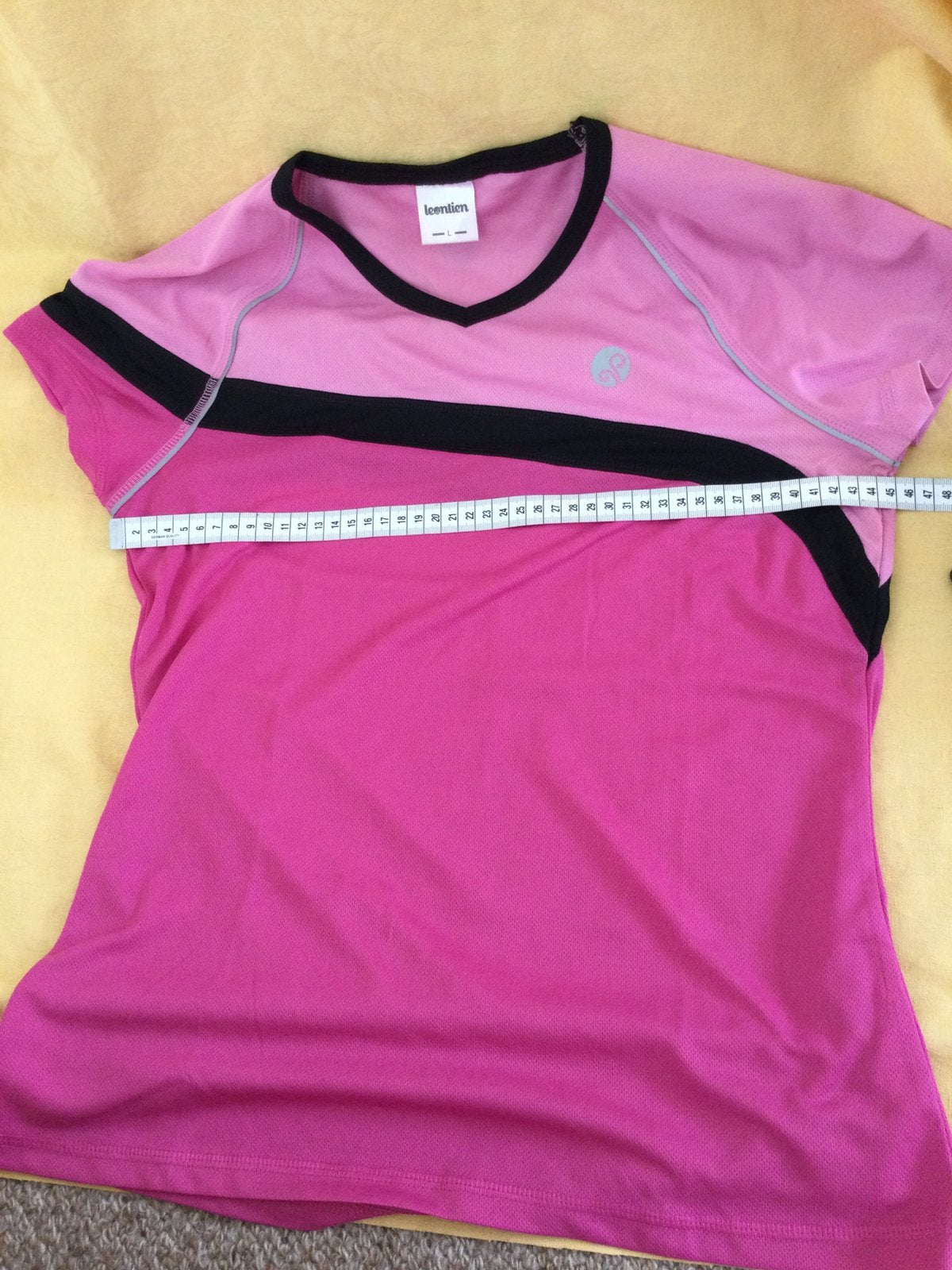 Leontien sportshirt fucsia/zwart of turquoise/zwart nieuw, Kleding | Dames, Overige kleuren, Leontien, Maat 42/44 (L), Nieuw