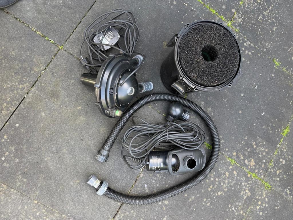 Vijverpomp en filter SuperFish PondEco 5000, Ophalen, Gebruikt, Vijverpomp