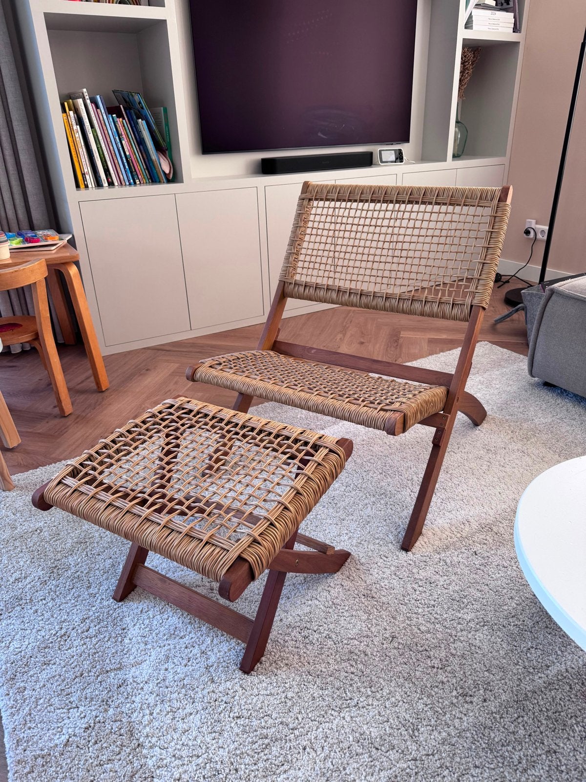 Woood Lois stoel + voetenbank, Ophalen, Japandi, Minder dan 75 cm, Hout