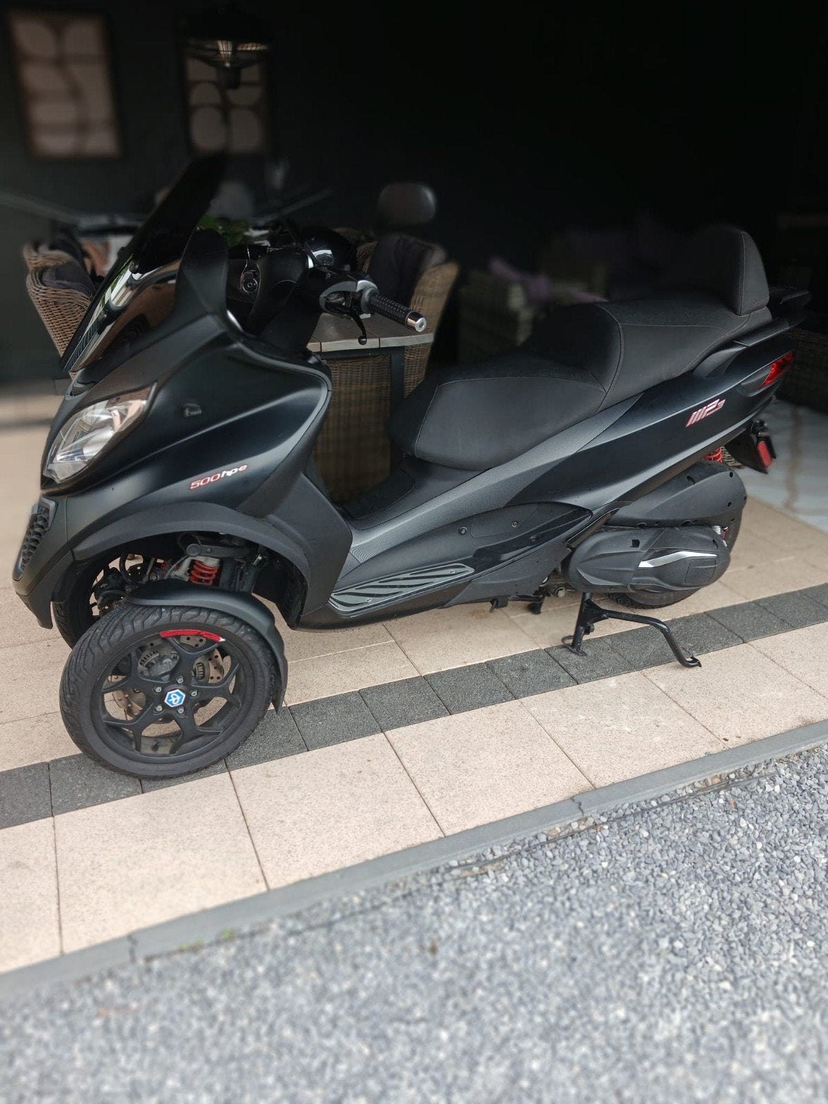 Piaggio MP3 500 Sport 2021 Mat Zwart, Scooter, Handvatverwarming, Particulier, Automaat