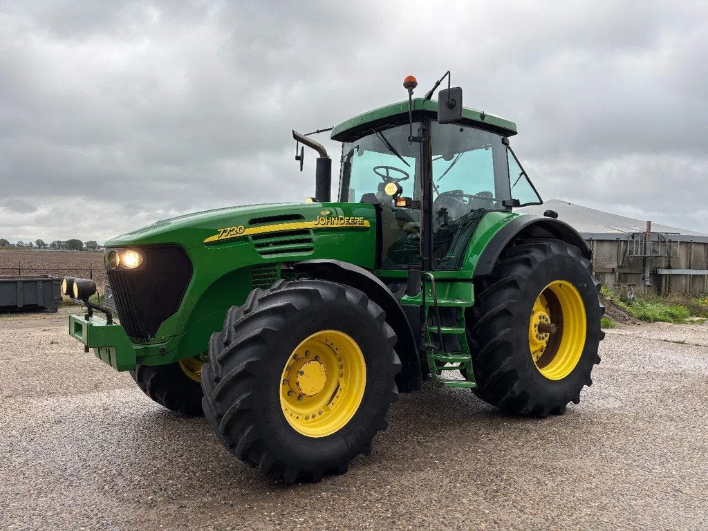 John Deere 7720 (bj 2004), Zakelijke goederen, Agrarisch | Tractoren, Gebruikt, Meer dan 160 Pk, John Deere, Meer dan 10000
