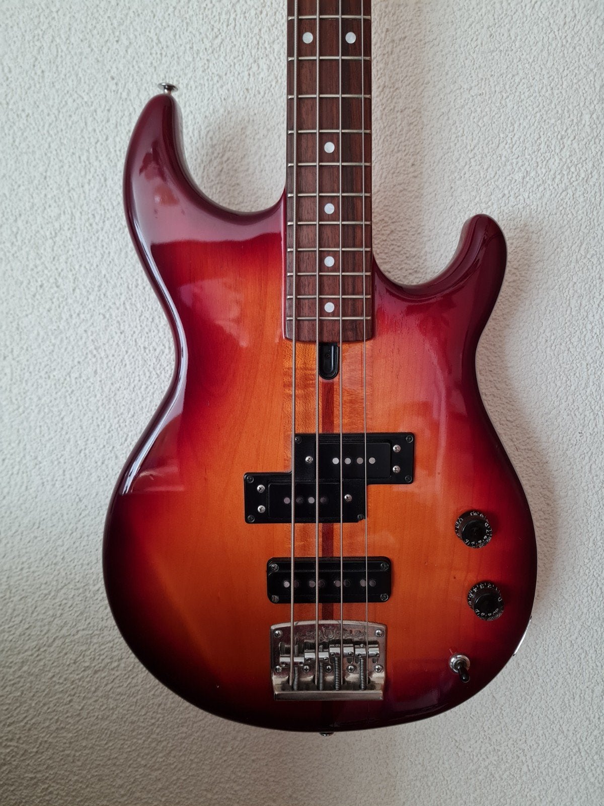 yamaha bb 1000 s, Muziek en Instrumenten, Snaarinstrumenten | Gitaren | Bas, Ophalen, Elektrisch