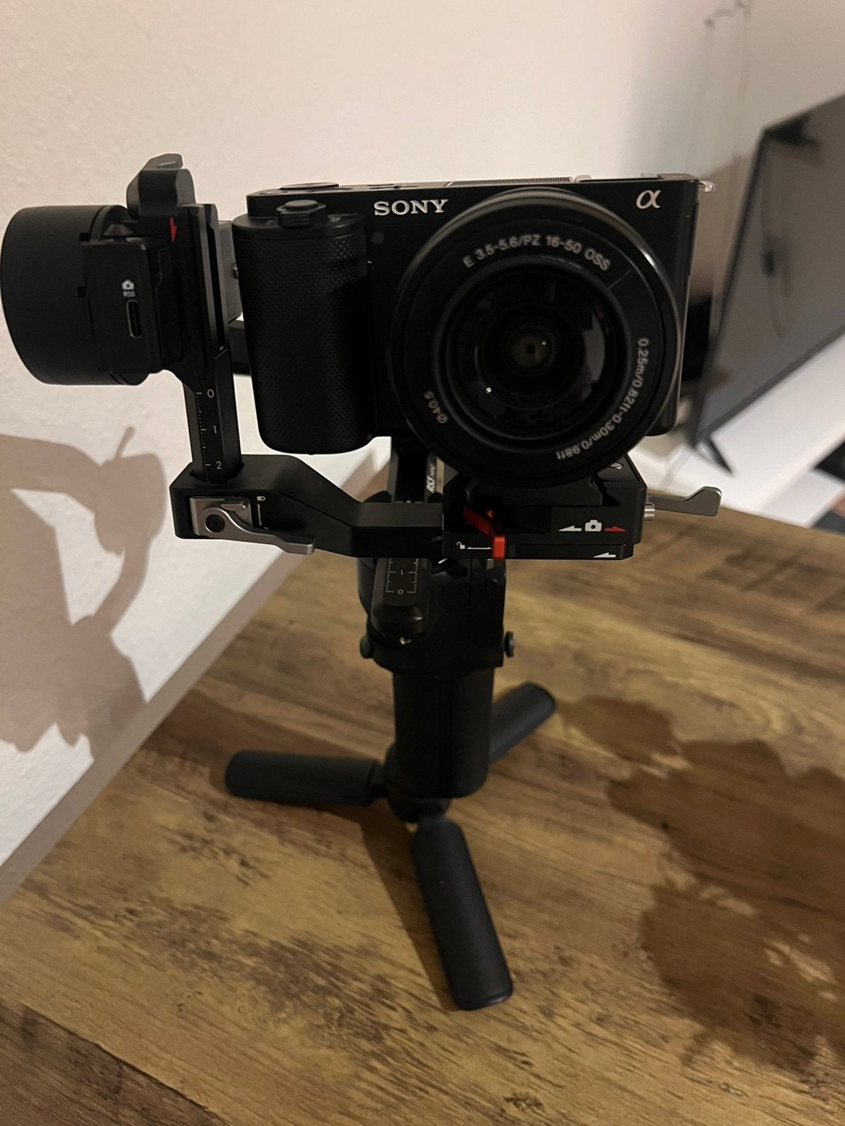 Sony ZV-E10 + DJI RS 3 Mini Gimbal | Like New, Ophalen of Verzenden, Zo goed als nieuw