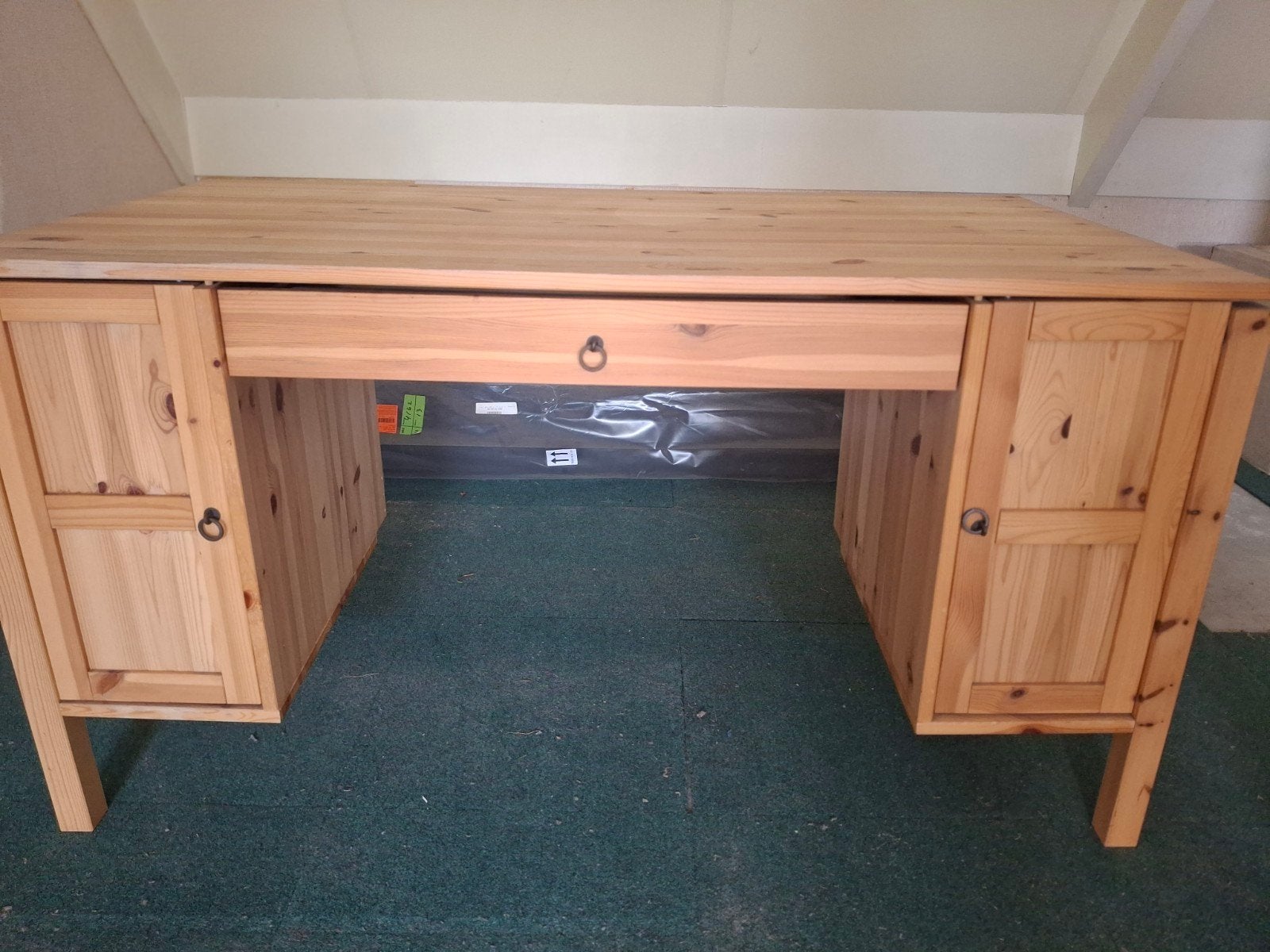 Groot houten( grenen) bureau., Huis en Inrichting, Bureaus, Scandinavisch, Ophalen, Gebruikt, Bureau-kast combinatie
