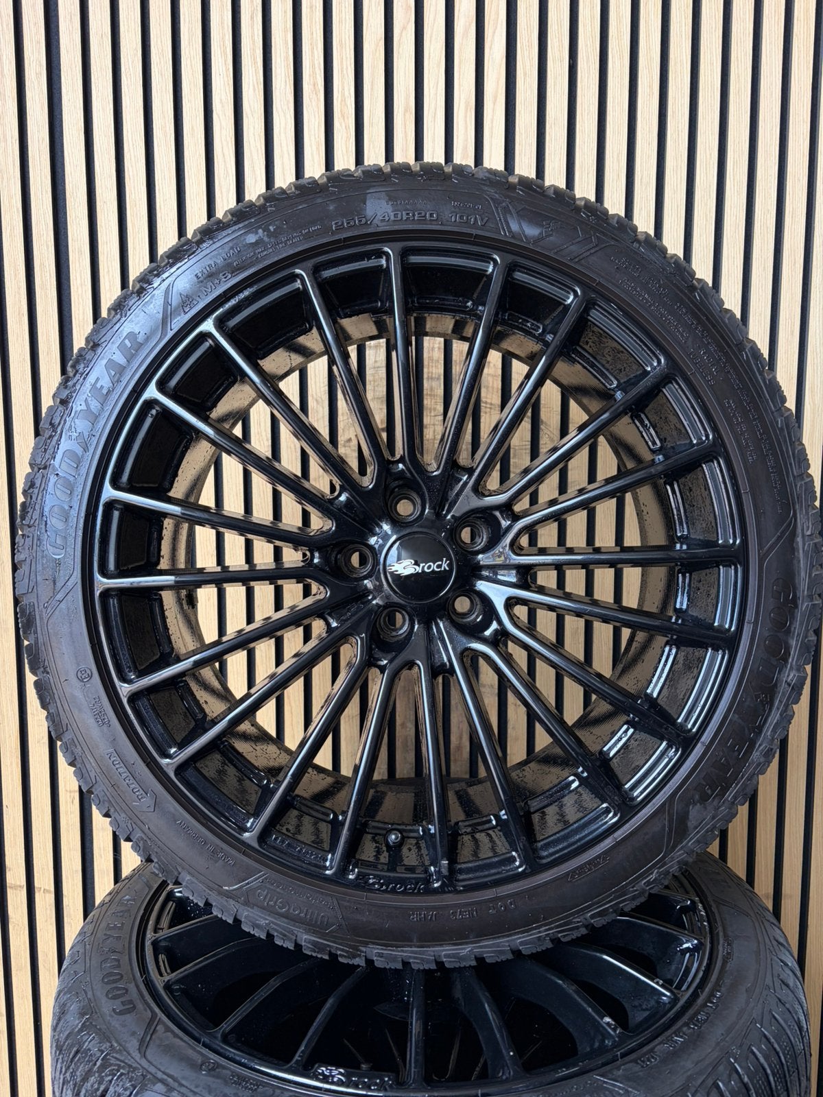 Brock 20” Audi Q3 A6 VW Tiguan Seat Tarraco Winterbanden, Auto-onderdelen, Banden en Velgen, Gebruikt, 255 mm, ., Banden en Velgen