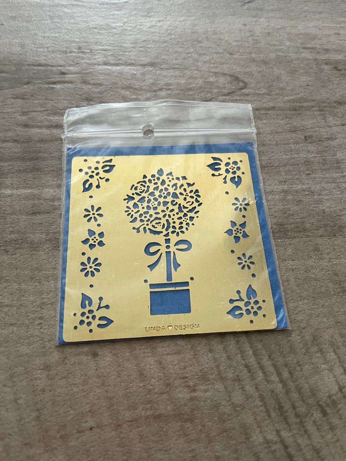 Linda Design metalen embossing sjabloon - Bloemenboom, Goud, Gebruikt, Gereedschap of Toebehoren, Herbruikbaar
