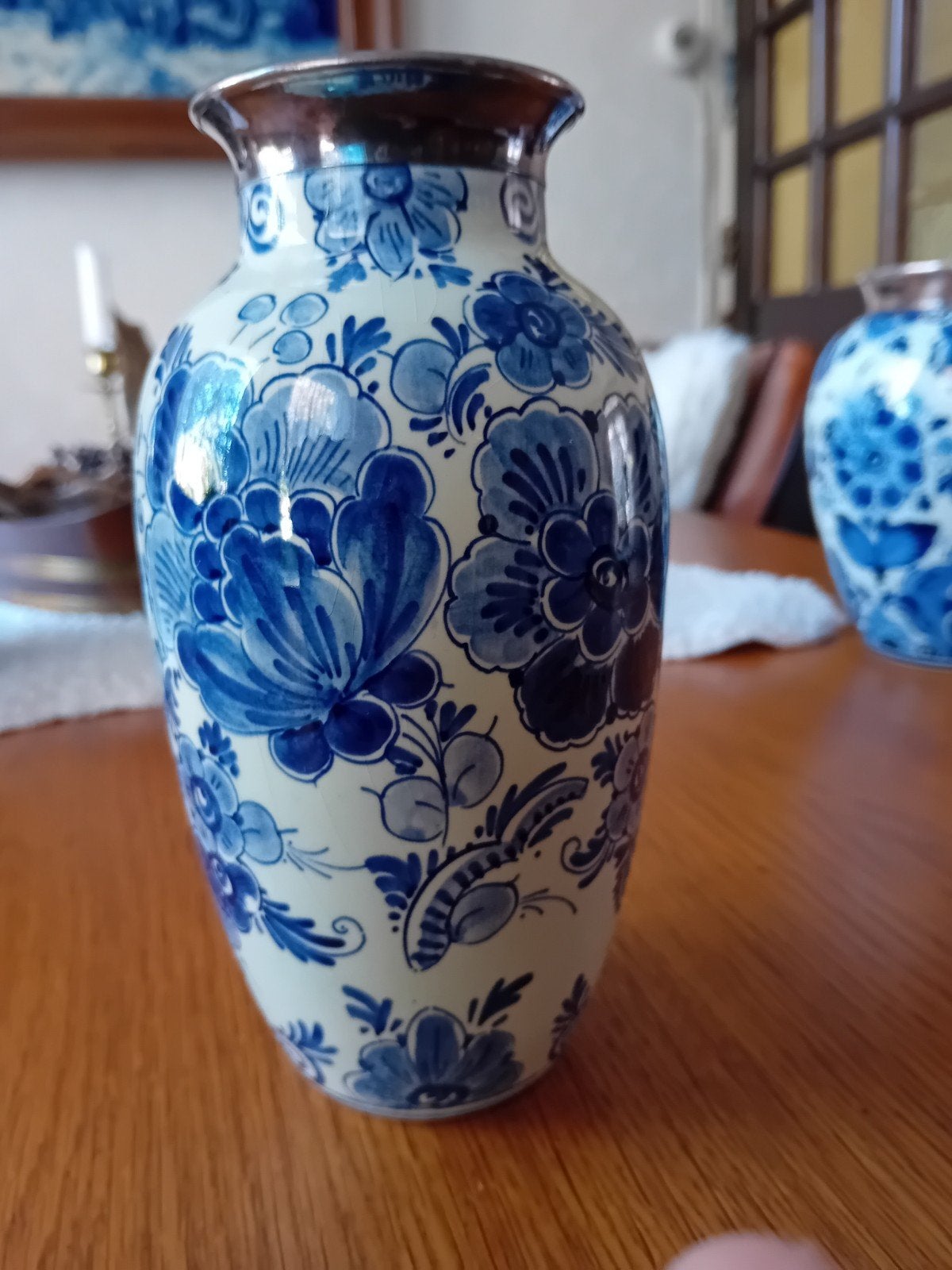 VAAS 1 DELFTS BLAUW REGINA ZILVEREN KRAAG 925 STIRLING, Antiek en Kunst, Ophalen of Verzenden