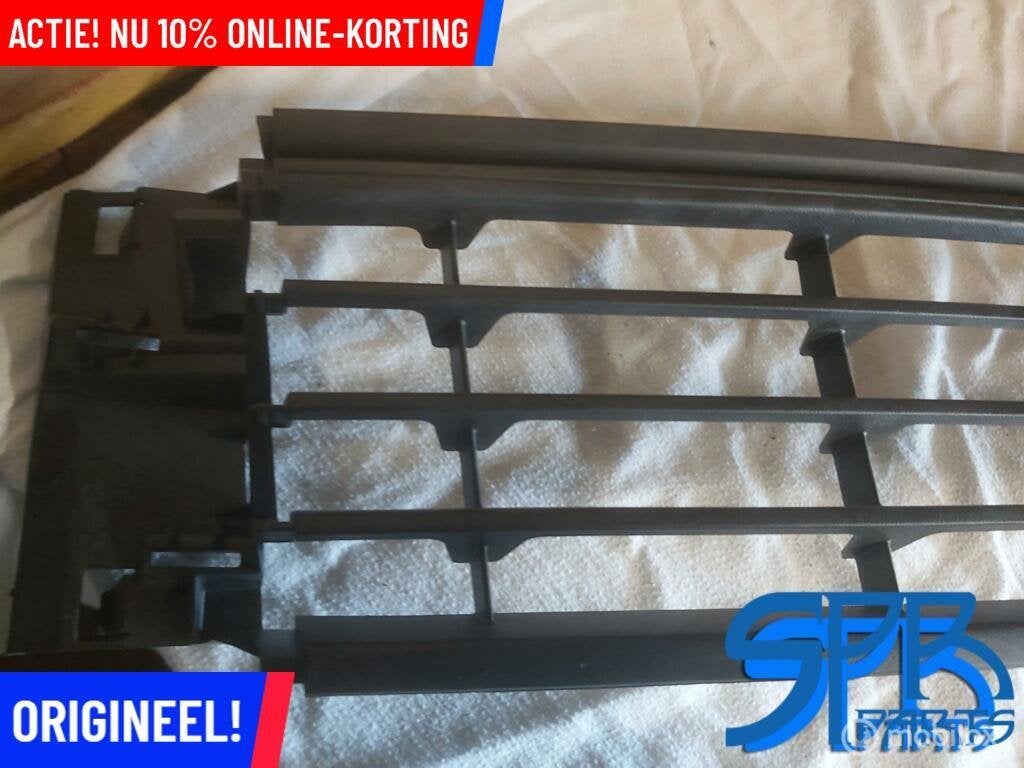 VW POLO 6C 14> GRILLE Bumperrooster MIDDEN ROOSTER 6C0853677, Gebruikt, Volkswagen, Ophalen of Verzenden, Volkswagen