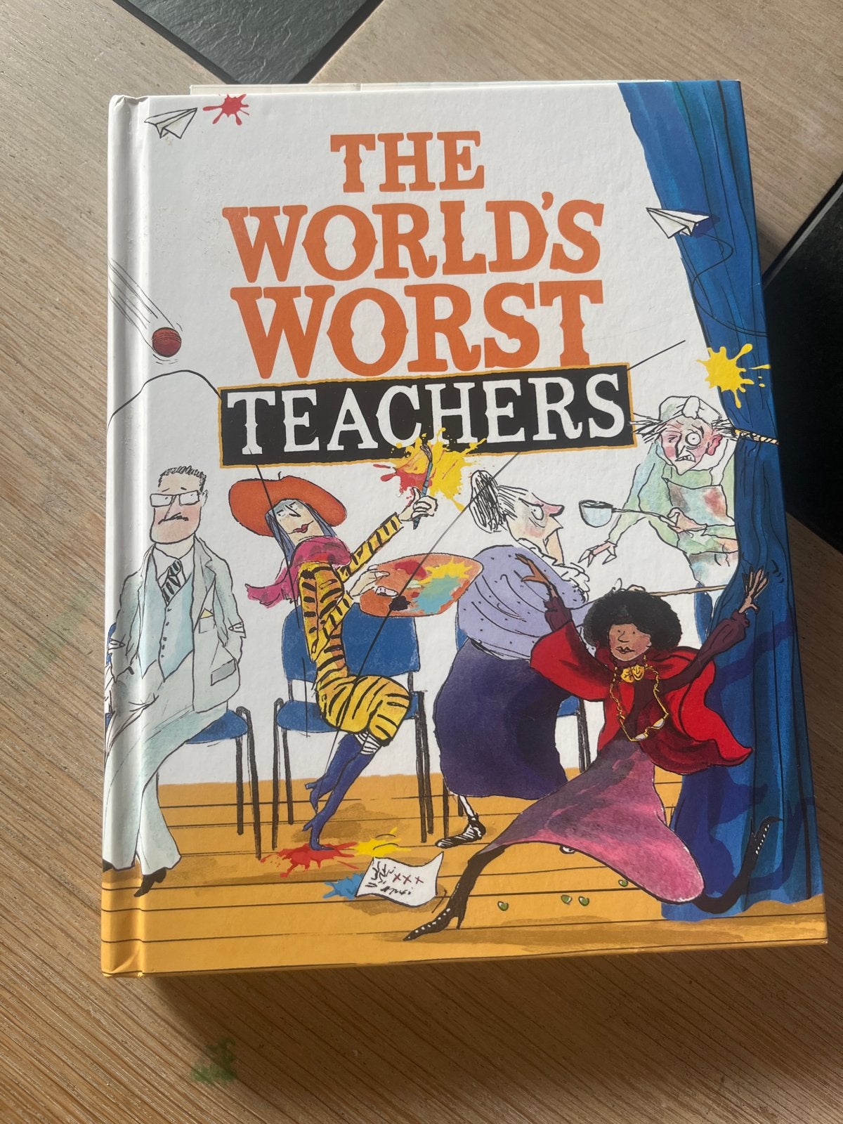 The World's Worst Teachers - David Walliams (Engels), Boeken, Kinderboeken | Jeugd | 10 tot 12 jaar, Ophalen of Verzenden, Zo goed als nieuw