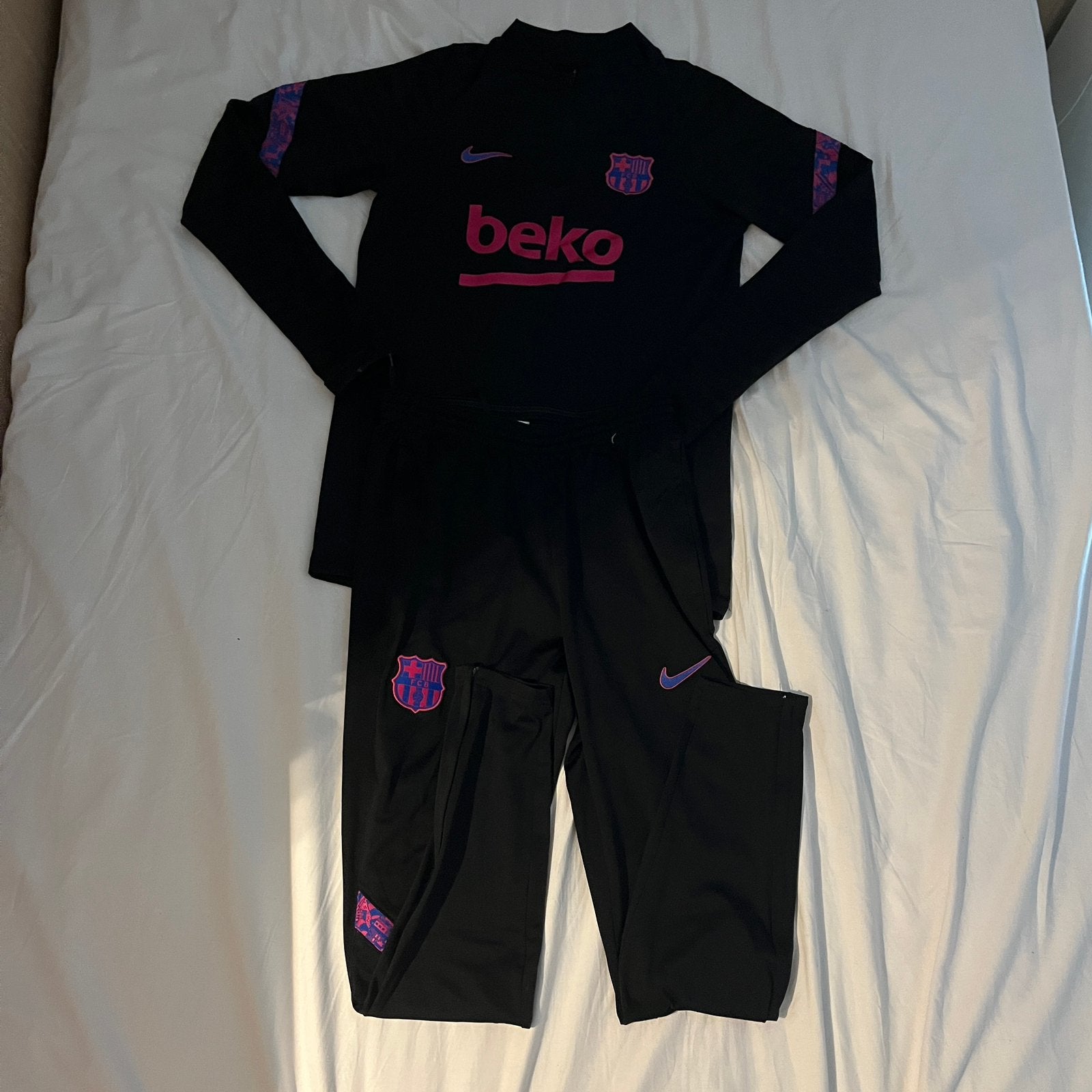 Barcelona C.F. Maat S Trainingspak Nike Authentic, Zwart, Ophalen of Verzenden, Zo goed als nieuw, Voetbal
