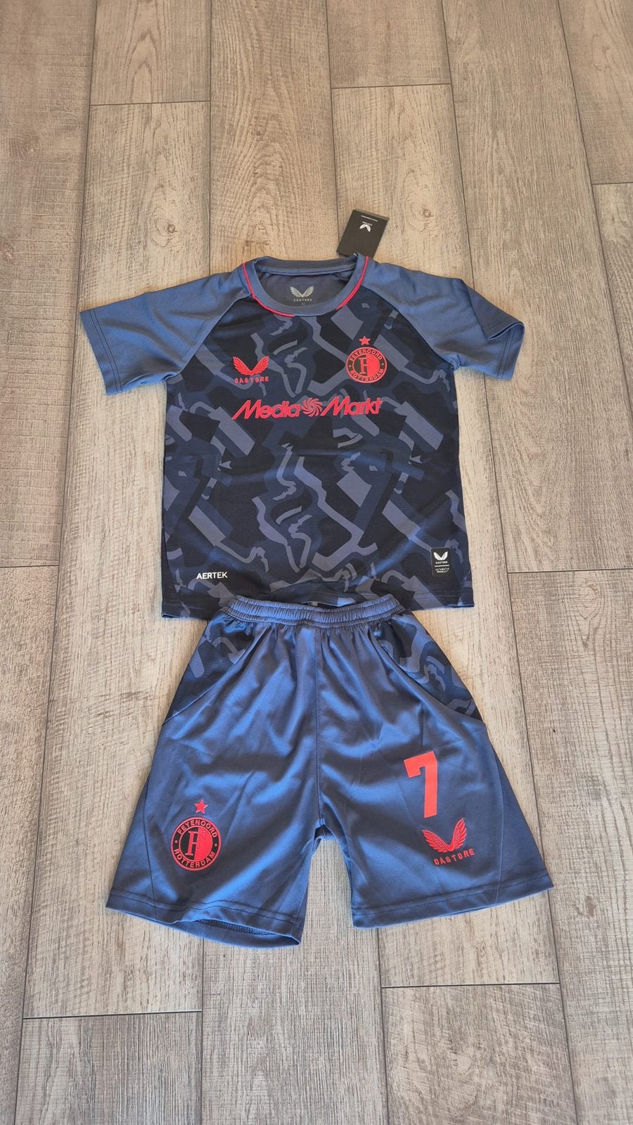 Feyenoord Kids set 26/27 met gratis bedrukking! €30,00, Ophalen of Verzenden, Nieuw, Jongen of Meisje