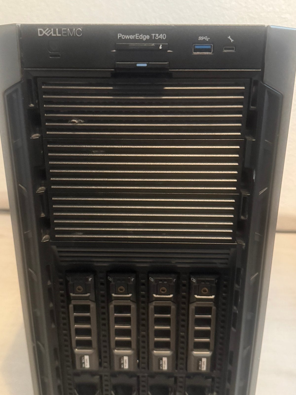 Dell EMC PowerEdge T340 Server | 2021 | 10,4 TB SAS Opslag |, Computers en Software, Ophalen, Zo goed als nieuw