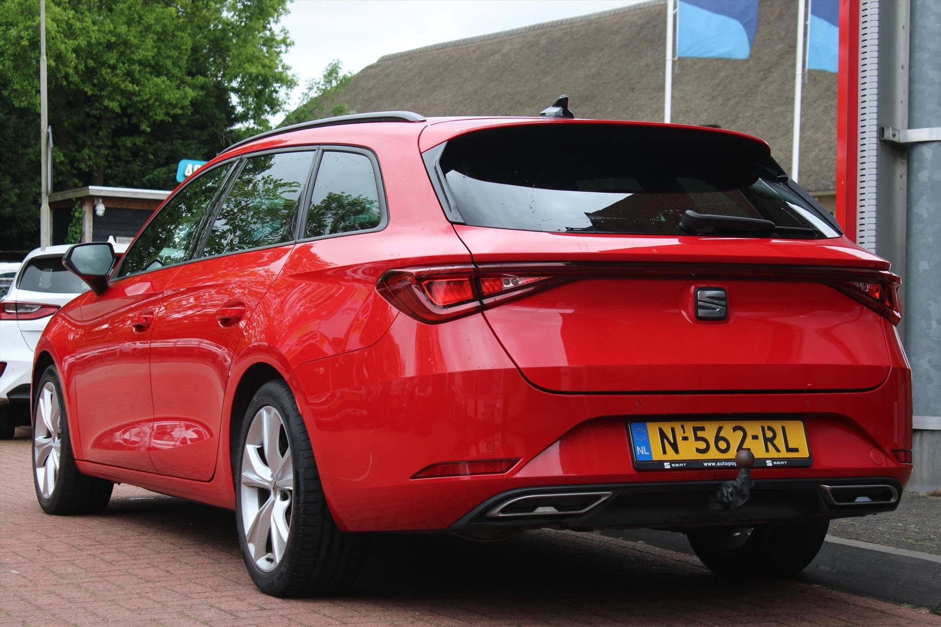 SEAT Leon Sportstourer 1.5 Hybrid Aut. *FR* | Trekhaak | Car, Auto's, Automaat, 4 cilinders, 150 pk, Leon