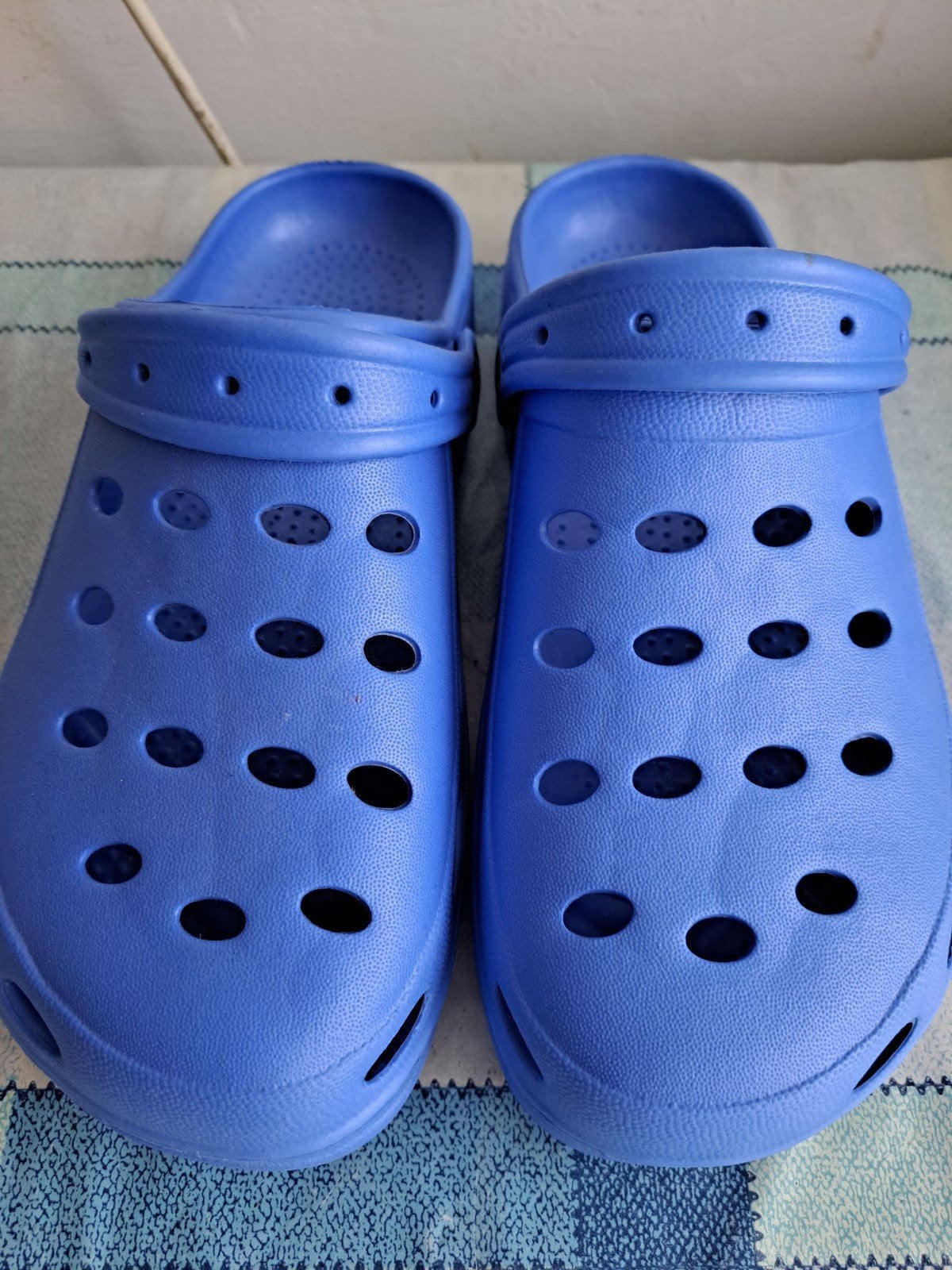 Nieuwe slippers maat 41, Kleding | Dames, Schoenen, Ophalen of Verzenden, Nieuw