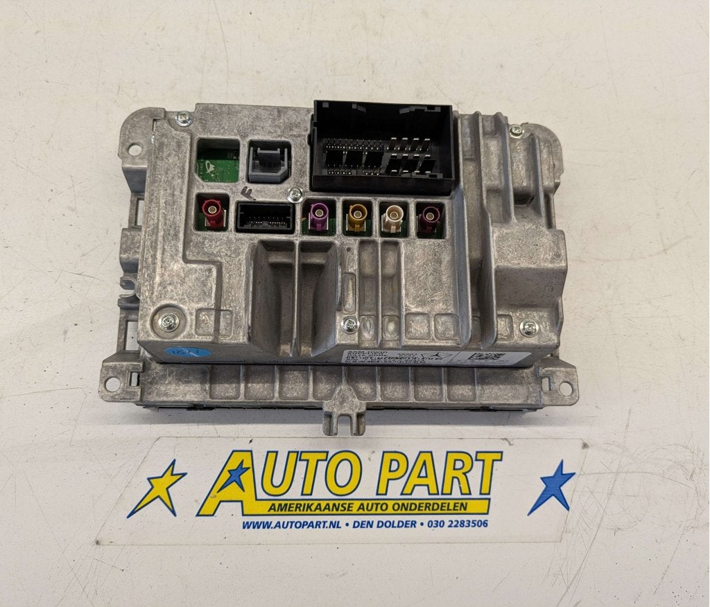Dodge Ram DS 8.4 navigatie unit 2018, Gebruikt, PO Box 21-8004 | Auburn Hills, MI 48321-8004, Amerikaanse onderdelen, Ophalen of Verzenden
