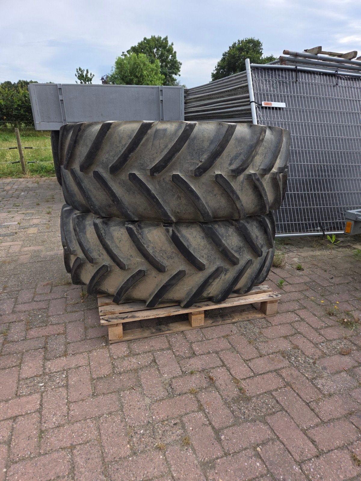 Michelin 540/65r34 tractorbanden, Ophalen