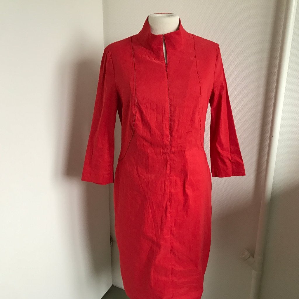Sarah Pacini rode jurk maat 2      , Kleding | Dames, Jurken, Verzenden, Zo goed als nieuw, Rood, Onder de knie