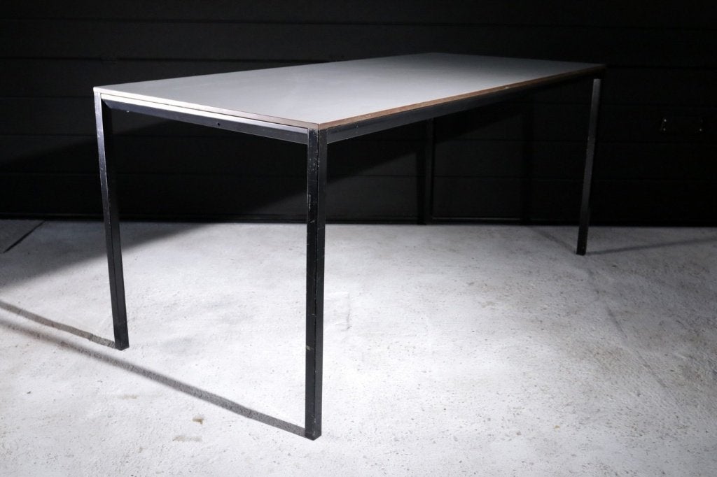 Industrieel Vintage Friso Kramer Ahrend facettafel, Ophalen