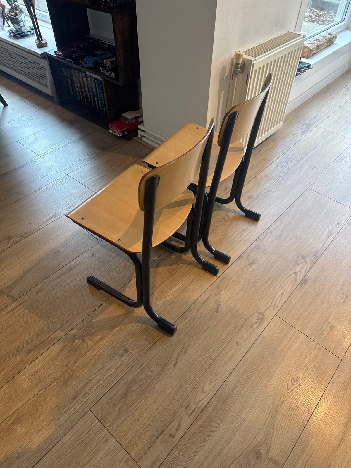 Set van 2 vintage kinder schoolstoelen - Hout en Metaal, Ophalen, Gebruikt, Twee, Overige kleuren