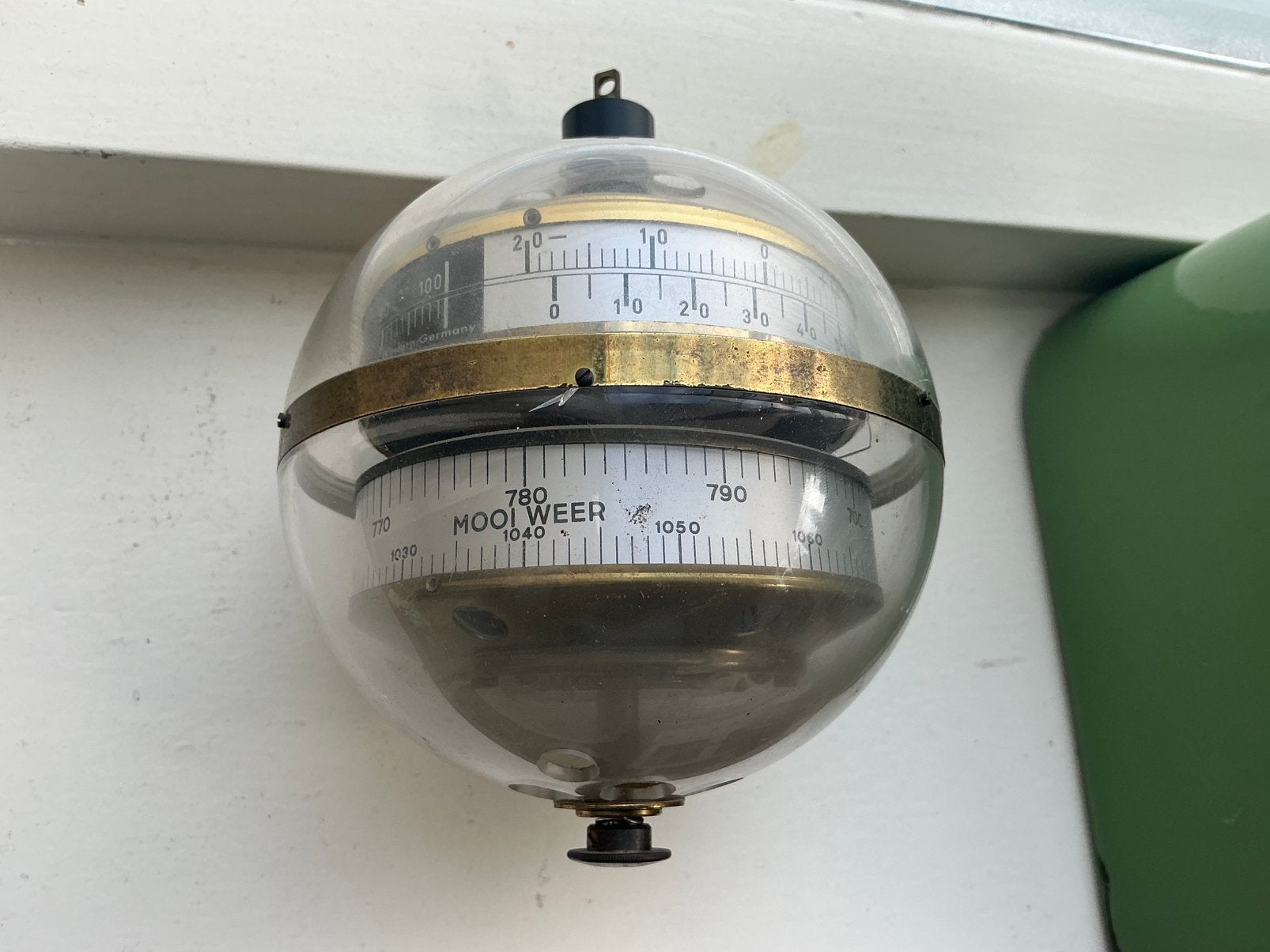 Huger sputnik weerstation., Ophalen of Verzenden