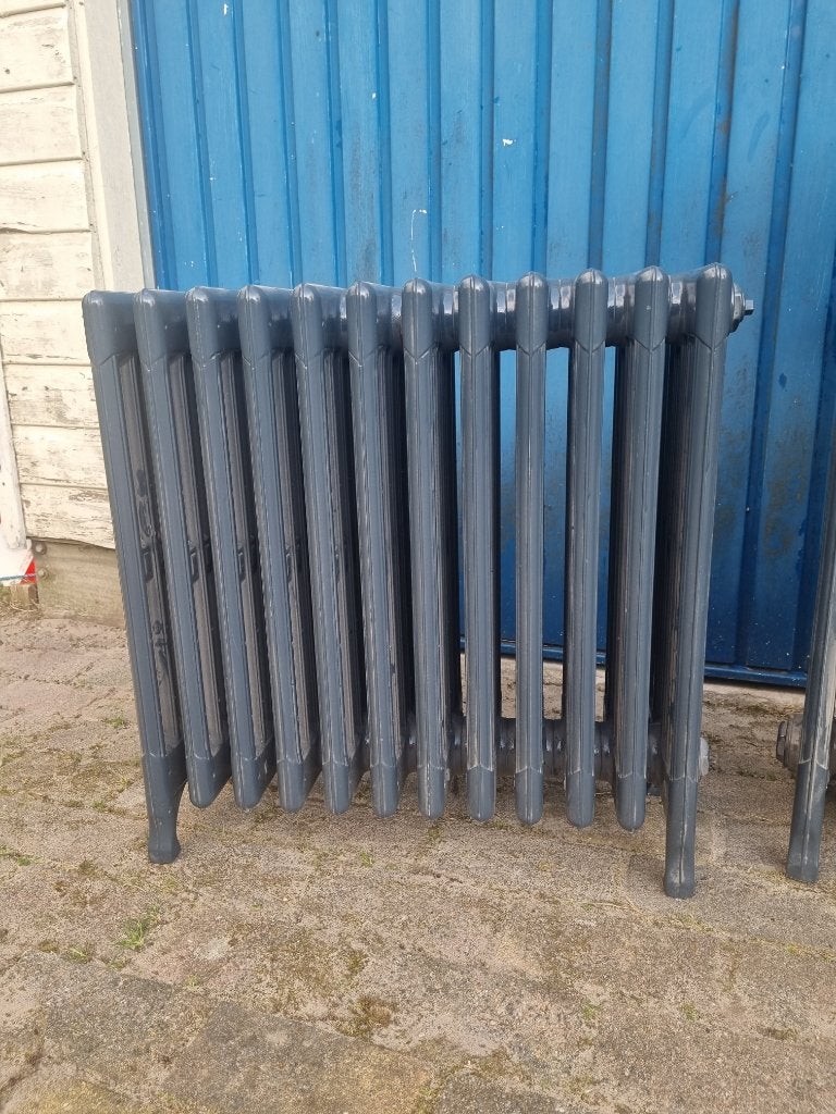 Gietijzeren radiatoren, Doe-het-zelf en Verbouw, Verwarming en Radiatoren, Ophalen, 30 tot 80 cm, Gebruikt, Radiator