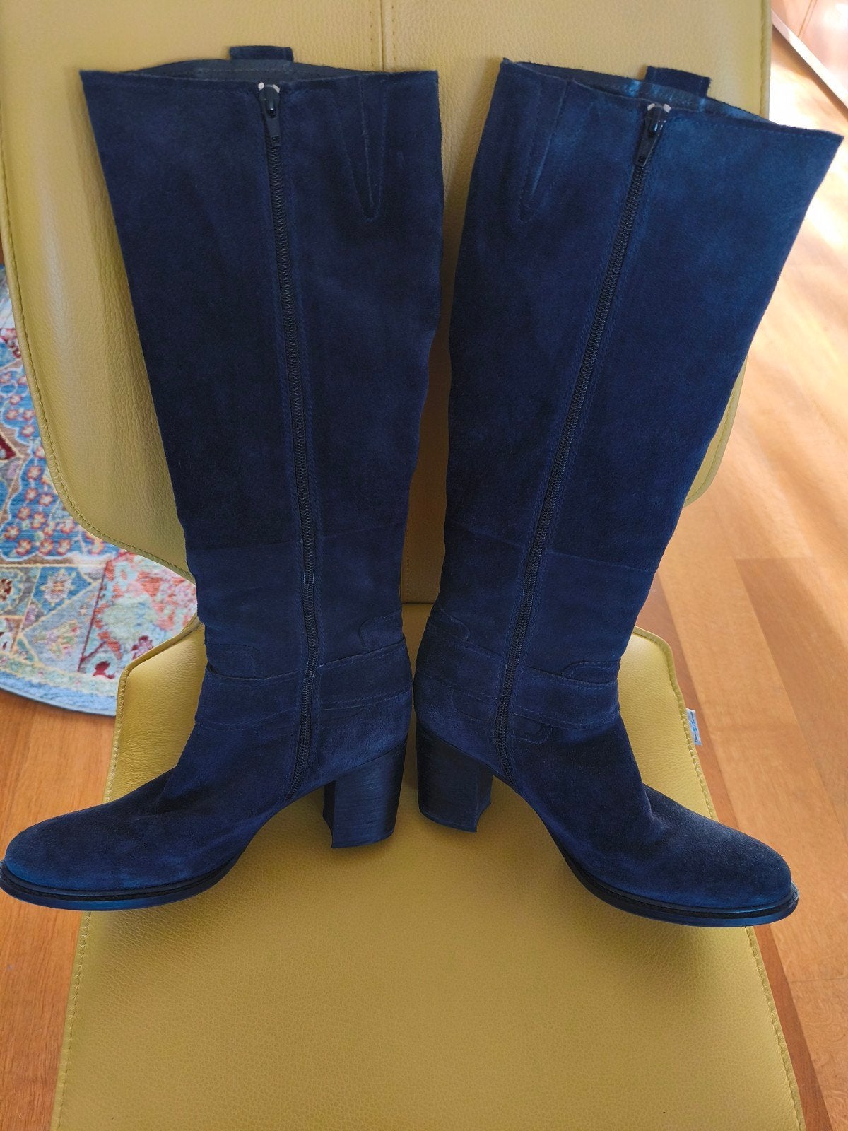 Laarzen /hoog/ blauw suede/ hak/ maat 40, Hoge laarzen, Blauw, Ophalen of Verzenden, Zo goed als nieuw