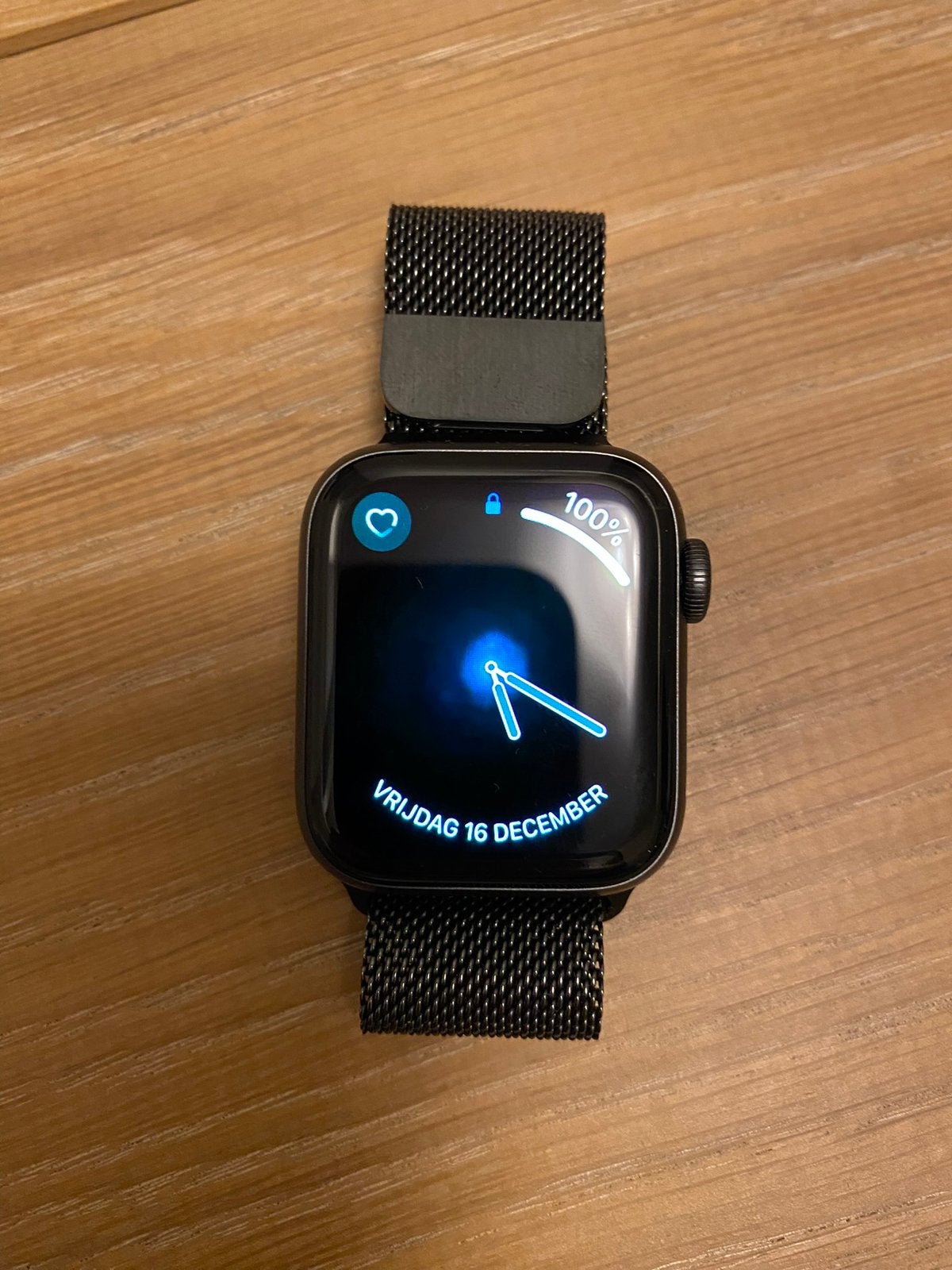 Apple Watch 4, Ophalen, Zo goed als nieuw, Zwart, IOS