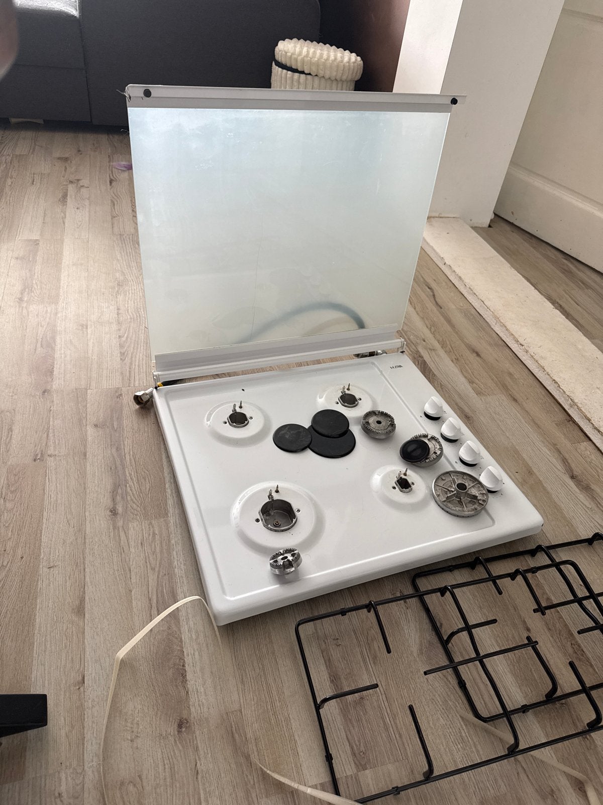 Gasstel met 4 pitten en glazen deksel, Ophalen, Gebruikt, 60 cm of meer, 4 kookzones