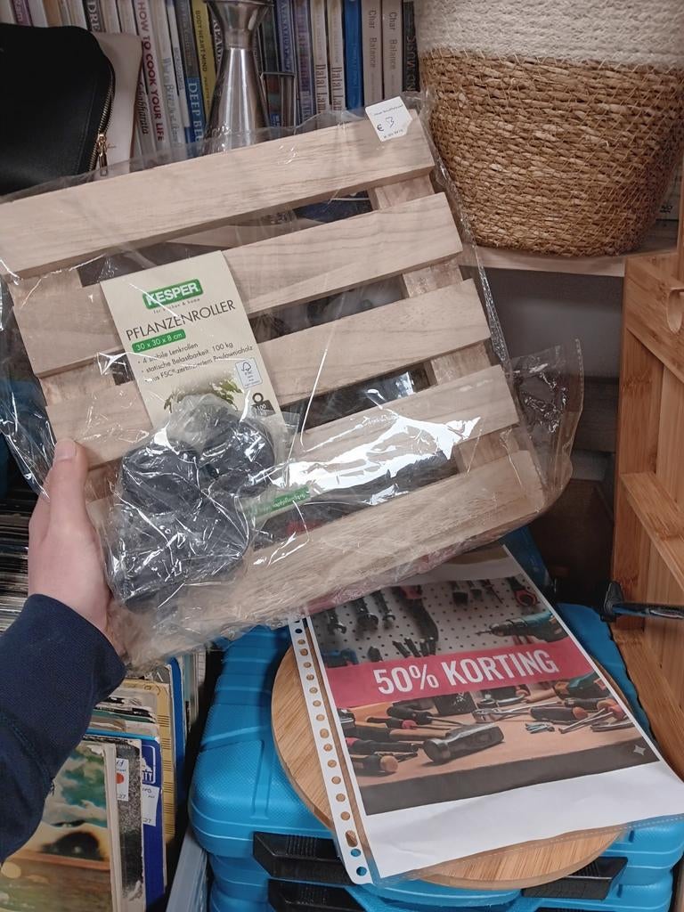 Kesper Plantenroller Hout 30x30cm - Nieuw, Minder dan 30 cm, Info@kesper.com, Vierkant, Nieuw