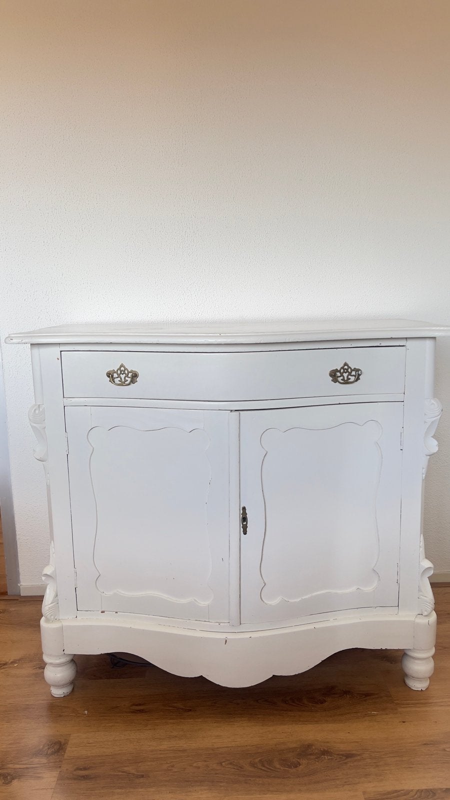 Antiek wit dressoir met lade en twee deuren, Ophalen