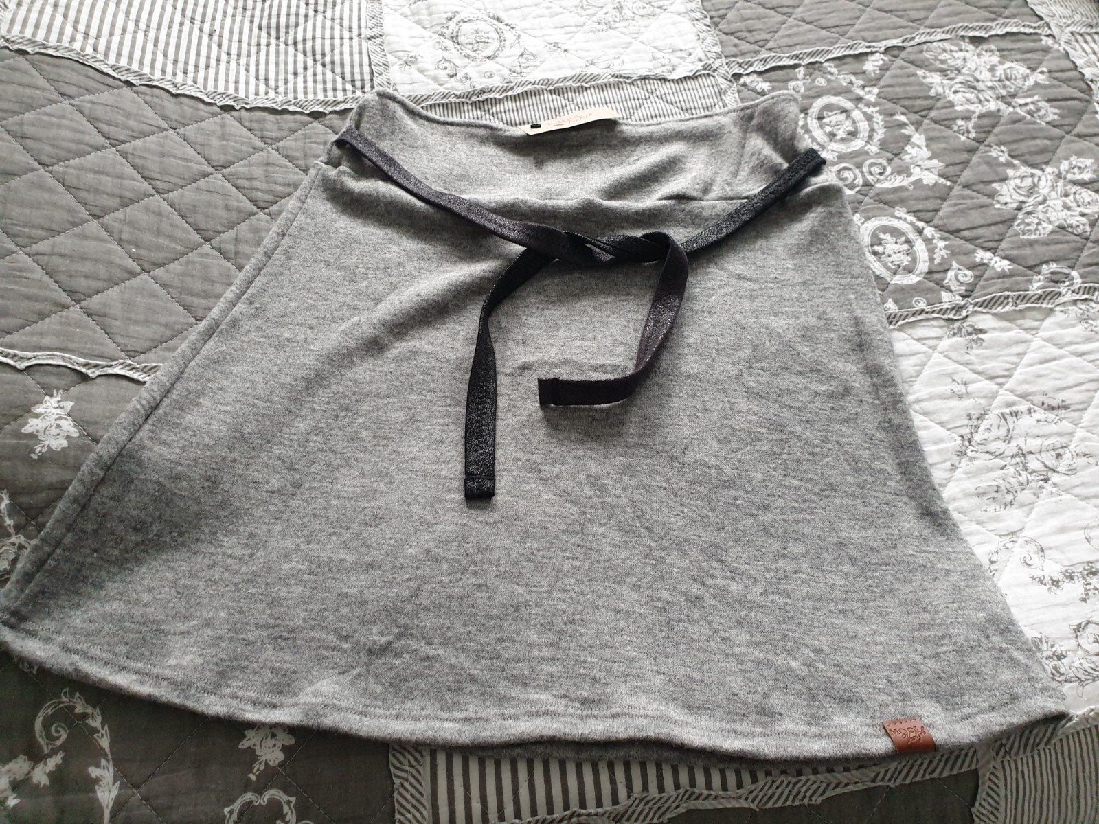 Rokje van t merk Mooi vrolijk-maat S- Nieuw met kaartje, Kleding | Dames, Ophalen of Verzenden, Knielengte, Maat 36 (S), Grijs