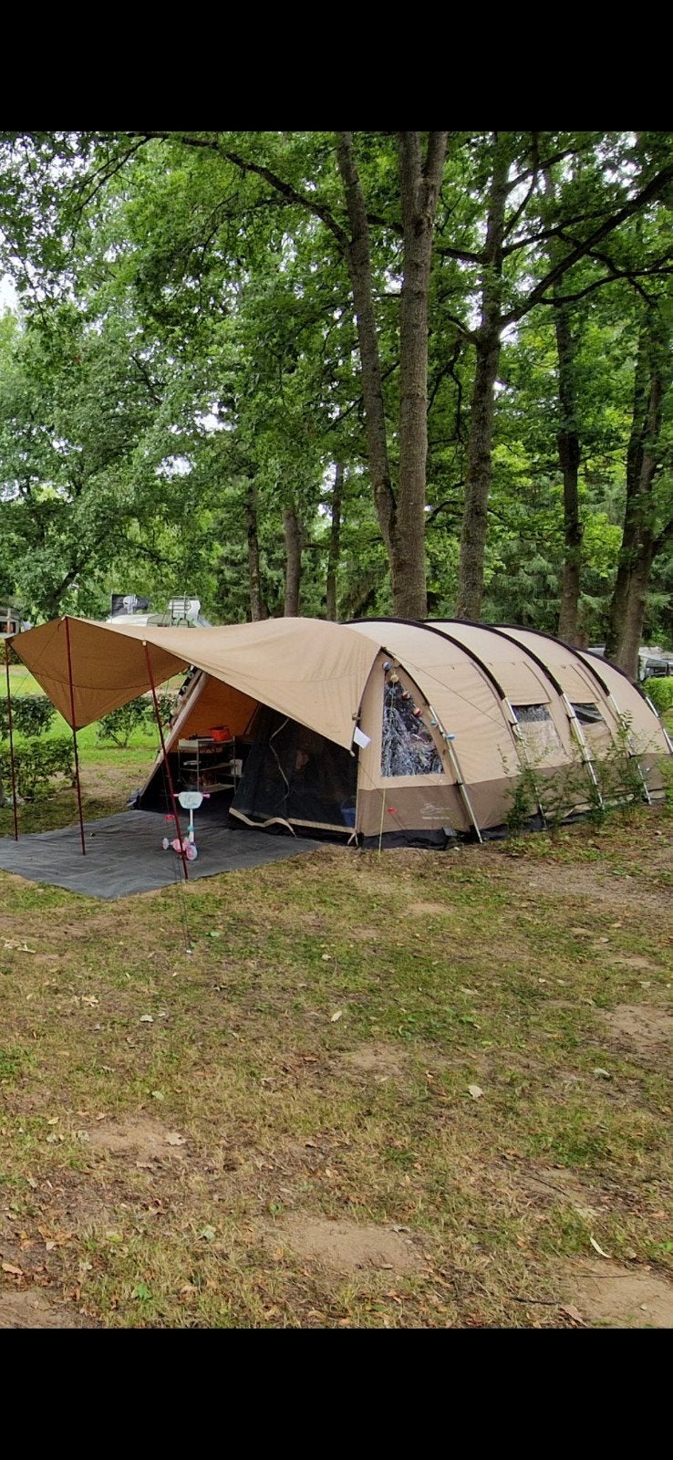 Bardani - Paradise Beach - 5 persoon tunneltent., Caravans en Kamperen, Tenten, Ophalen, Tot en met 5